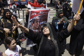 Pro-military fervor as Egyptians vote