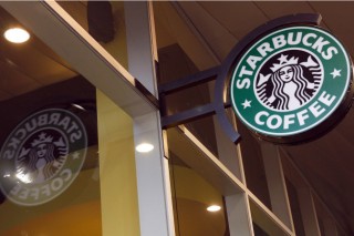 Starbucks sells 24 stores in Australia to 7-Eleven owner