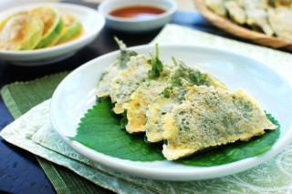 Kkaennip (perilla leaf) jeon