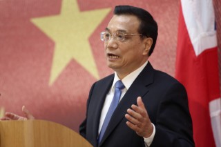 China will avoid hard landing while limiting stimulus, Li says