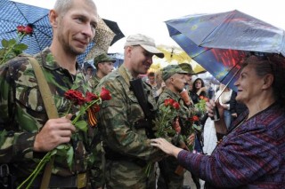 New clashes threaten Ukraine cease-fire