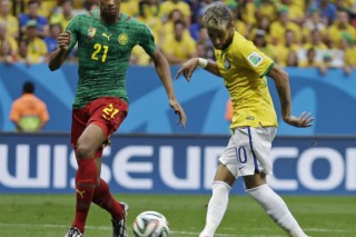 [World Cup] Brazil beats Cameroon 4-1, reaches 2nd round