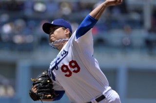 [Newsmaker] Ryu Hyun-jin earns 10th win of season