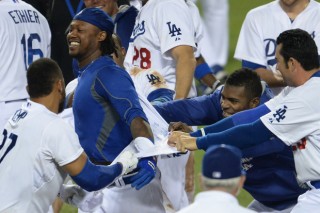 Ramirez’s shot in 12th lifts Dodgers Ramirez’s shot in 12th lifts Dodgers