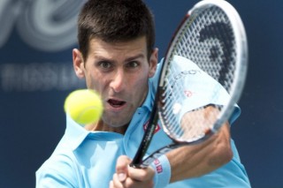 Djokovic, Murray advance in Toronto