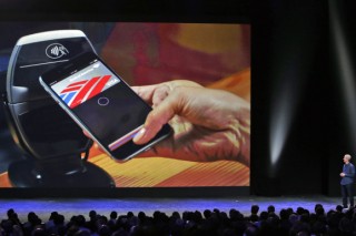 [Newsmaker] Will Apple Pay kill the card swipe?