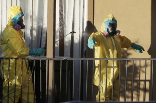 Fear grows in U.S. following first diagnosed Ebola case