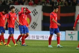 S. Korea falls to Costa Rica in final football friendly of ’14 at home