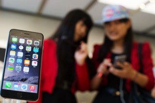 New iPhones deliver big profits