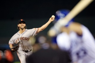 Giants stomp Royals