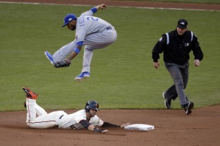 Giants rally from three-run deficit to even World Series