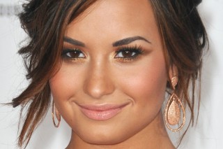 Demi Lovato speaks out on eating disorders