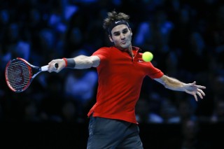 Federer beats Murray at ATP Finals