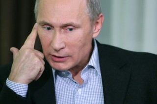Putin breaks silence on family to say daughters live in Russia Putin breaks silence on family to say daughters live in Russia