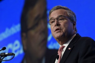 Eyeing presidential run, Jeb Bush to release emails