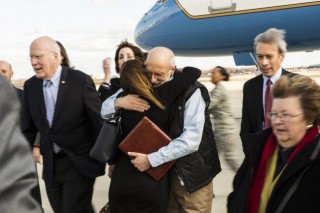 U.S., Cuba agree to revive diplomatic ties