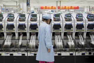 China industrial profit hits two-year low China industrial profit hits two-year low