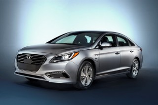 Hyundai’s Sonata PHEV cited as top 8 noteworthy eco cars