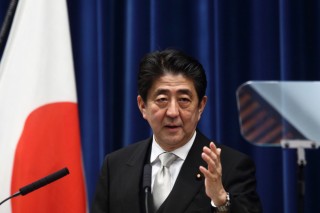 Abe pledges reforms to boost economy