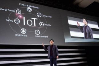 LG rolls out smart platforms at CES, taps IoT industry