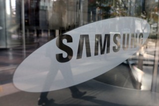 Samsung acquires U.S. mobile payment operator LoopPay Samsung acquires U.S. mobile payment operator LoopPay
