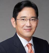 Samsung’s heir-apparent meets PayPal founder as S. Korean tech firm looks to online payment business Samsung’s heir-apparent meets PayPal founder as S. Korean tech firm looks to online payment business