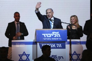 Netanyahu wins knife-edge election