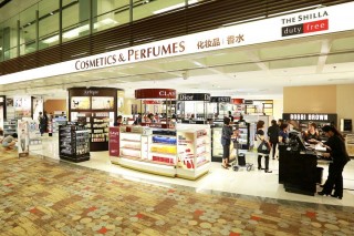 Hotel Shilla buys stake in U.S. duty-free firm DFASS