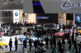 Seoul Motor Show opens
