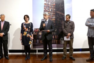 Romanian exhibition illuminates communist life