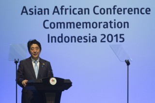 Abe stops short of WWII apology Abe stops short of WWII apology