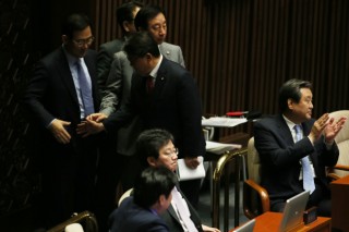 Civil service pension reform, 60 other bills pass Assembly