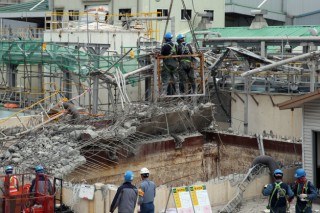 Investigators speed up Hanwha explosion probe