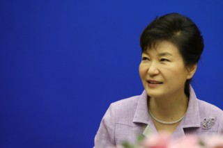 Majority of Koreans distrust government: OECD study