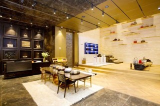 Handbag-maker Simone launches luxury brand, opens stunning flagship store