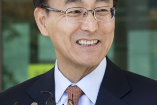 Park names new top prosecutor