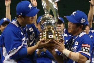 [Newsmaker] Korean team wins Premier 12 baseball title