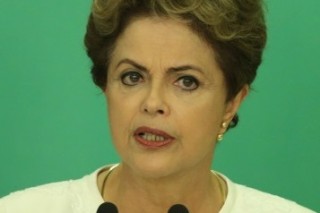 [Newsmaker] Rousseff fighting for political life