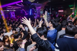 [Weekender] Words you need to know for clubbing in Korea　