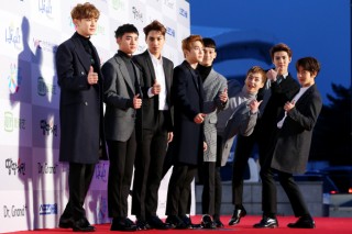 EXO wins third consecutive Grand Prize at Seoul Music Awards