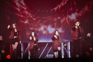 [Herald Review] f(x) goes all out at first exclusive concert