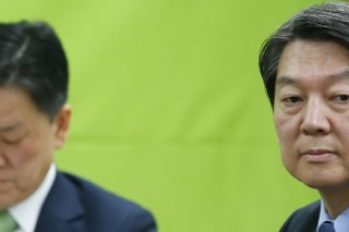 Polls show Ahn’s new party losing ground