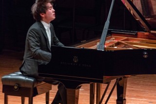 [Herald Review] Cho Seong-jin exceeds expectations at Chopin gala concert