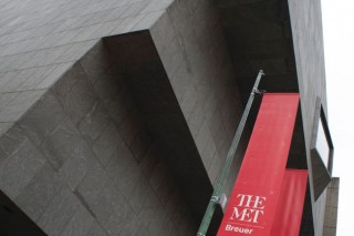 Met adds modern jewel to famed New York art scene