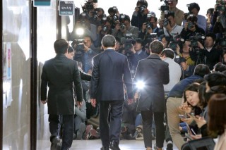 Senior Saenuri members leave amid growing intraparty feud