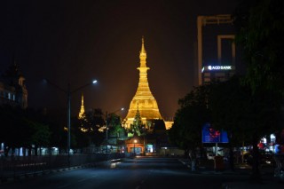 Myanmar pagoda re-clad with gold blocks as devotees look to gain spiritual credit