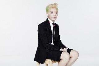 Junsu tops charts with OST single