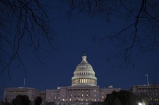 [Newsmaker] US government shuts down; Dems, GOP blame each other