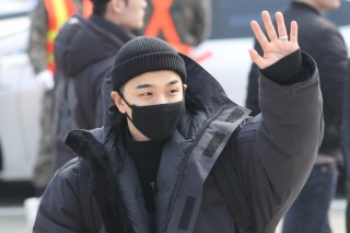 Big Bang’s Taeyang starts military service