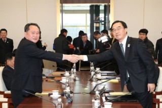 Two Koreas’ high-level talks should finalize details of Moon-Kim summit